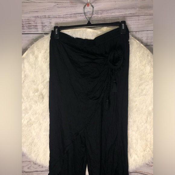 VENUS Elegant Black Swim Coverup Wrap pants size Large NWOT - Picture 6 of 12